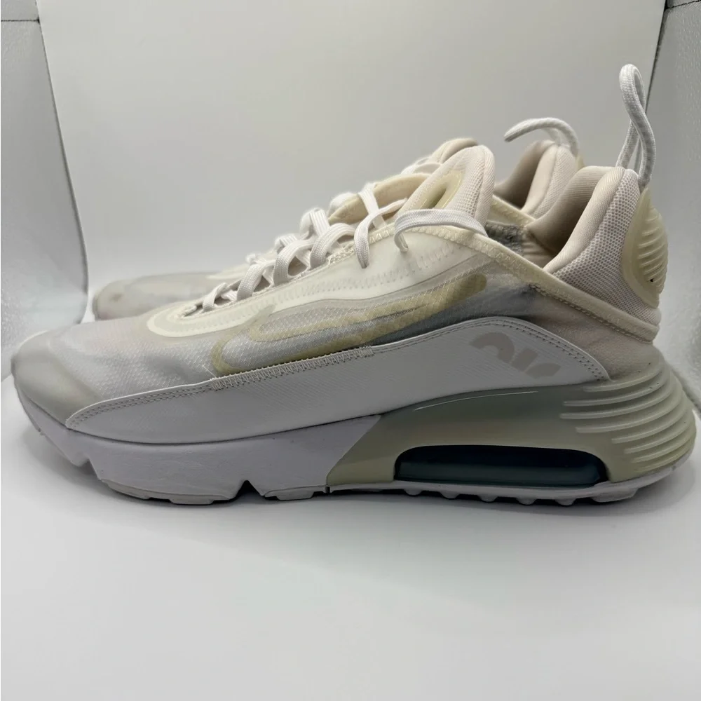 NIKE‎ Air Max 2090 Triple White Mens Sneakers Size 12